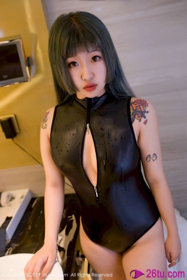 美女的尿口